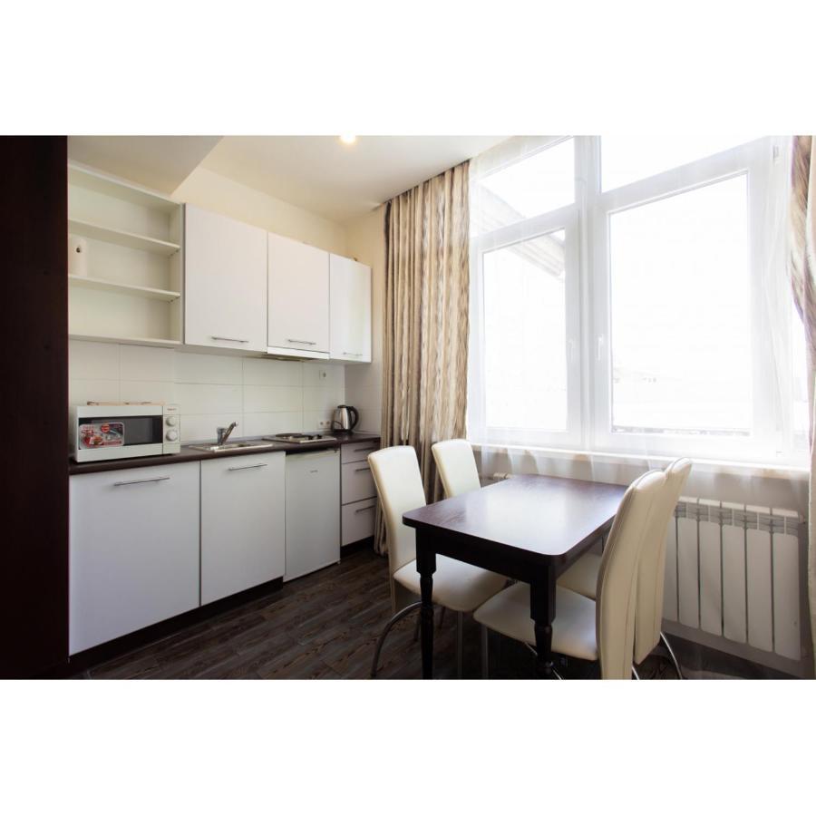 Studio Apartments In The City Center Харьков Экстерьер фото