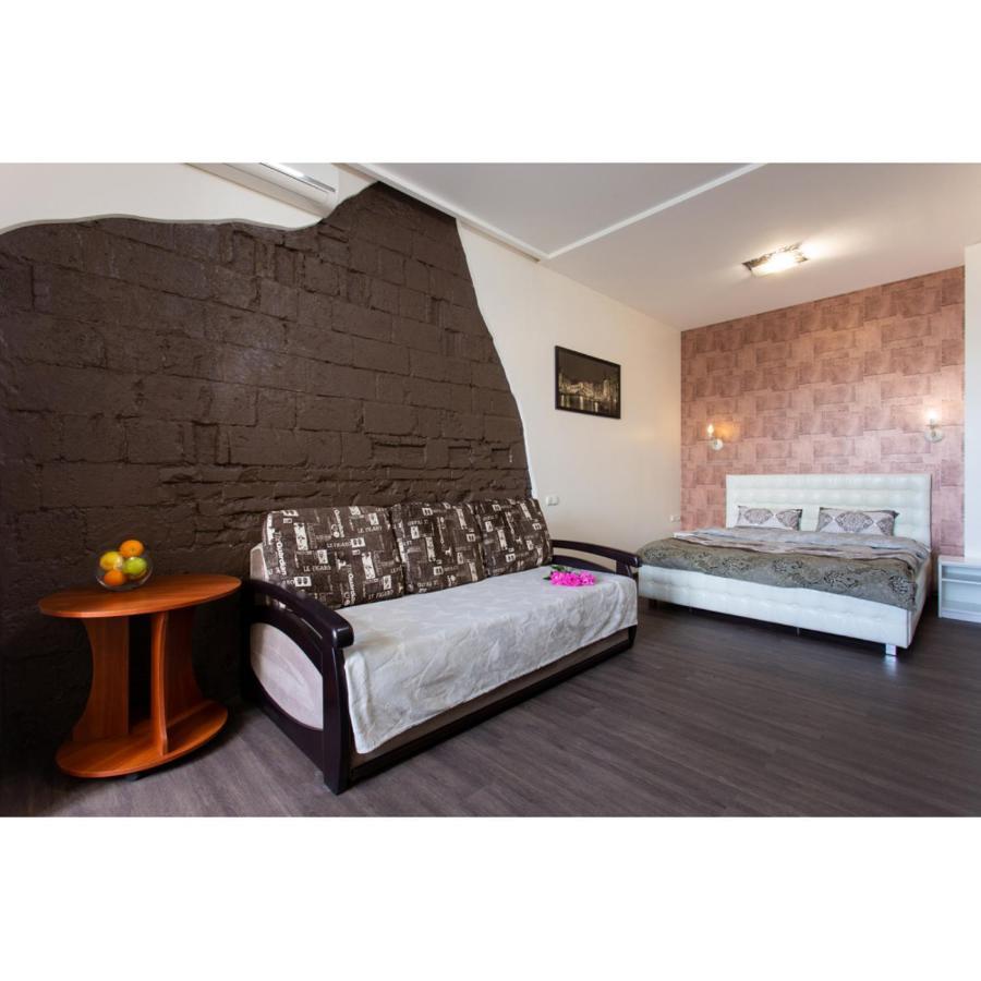 Studio Apartments In The City Center Харьков Экстерьер фото